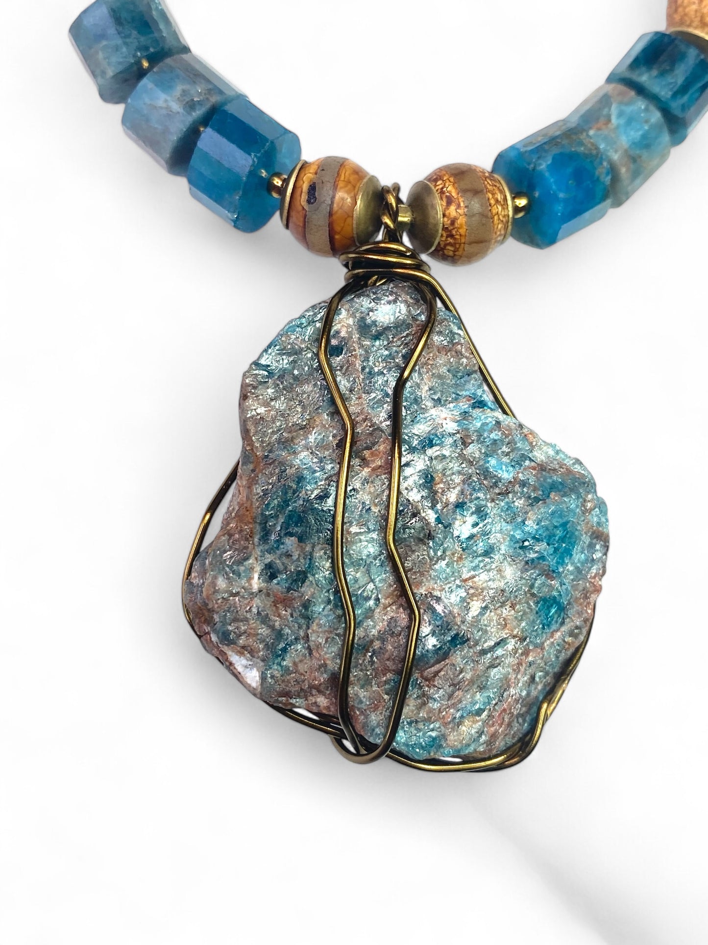 Apatite on Agate