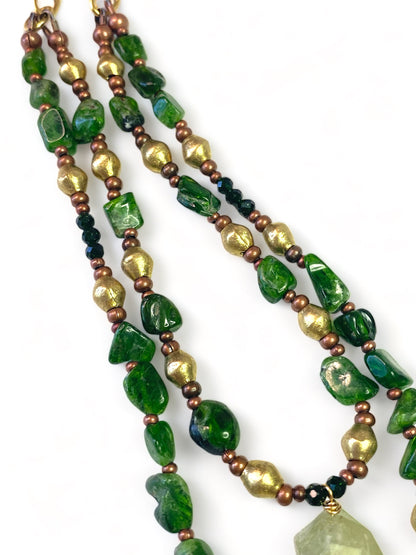 Diopside on Gold